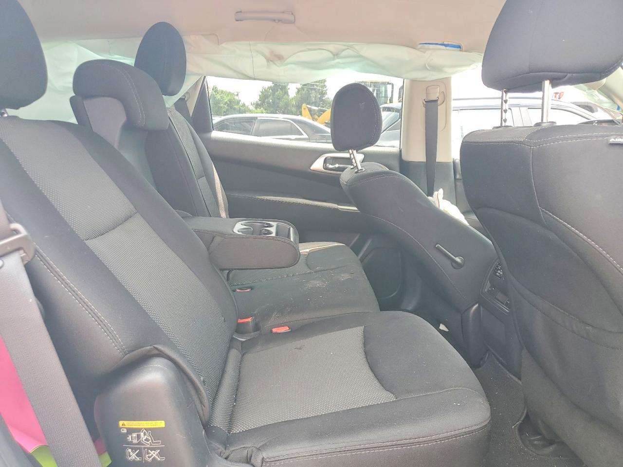 2017 NISSAN PATHFINDER