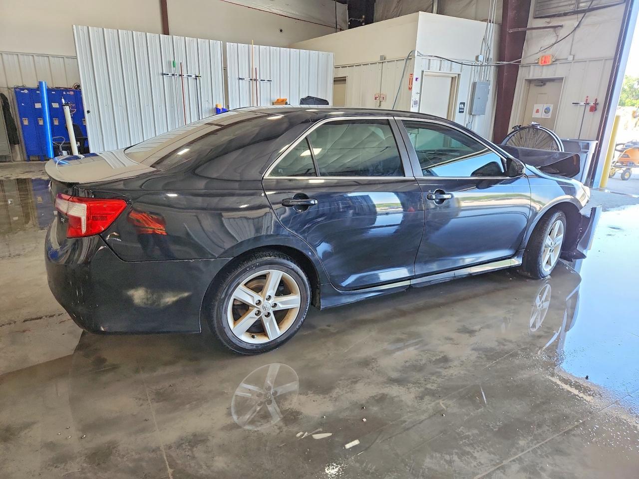 2013 TOYOTA CAMRY