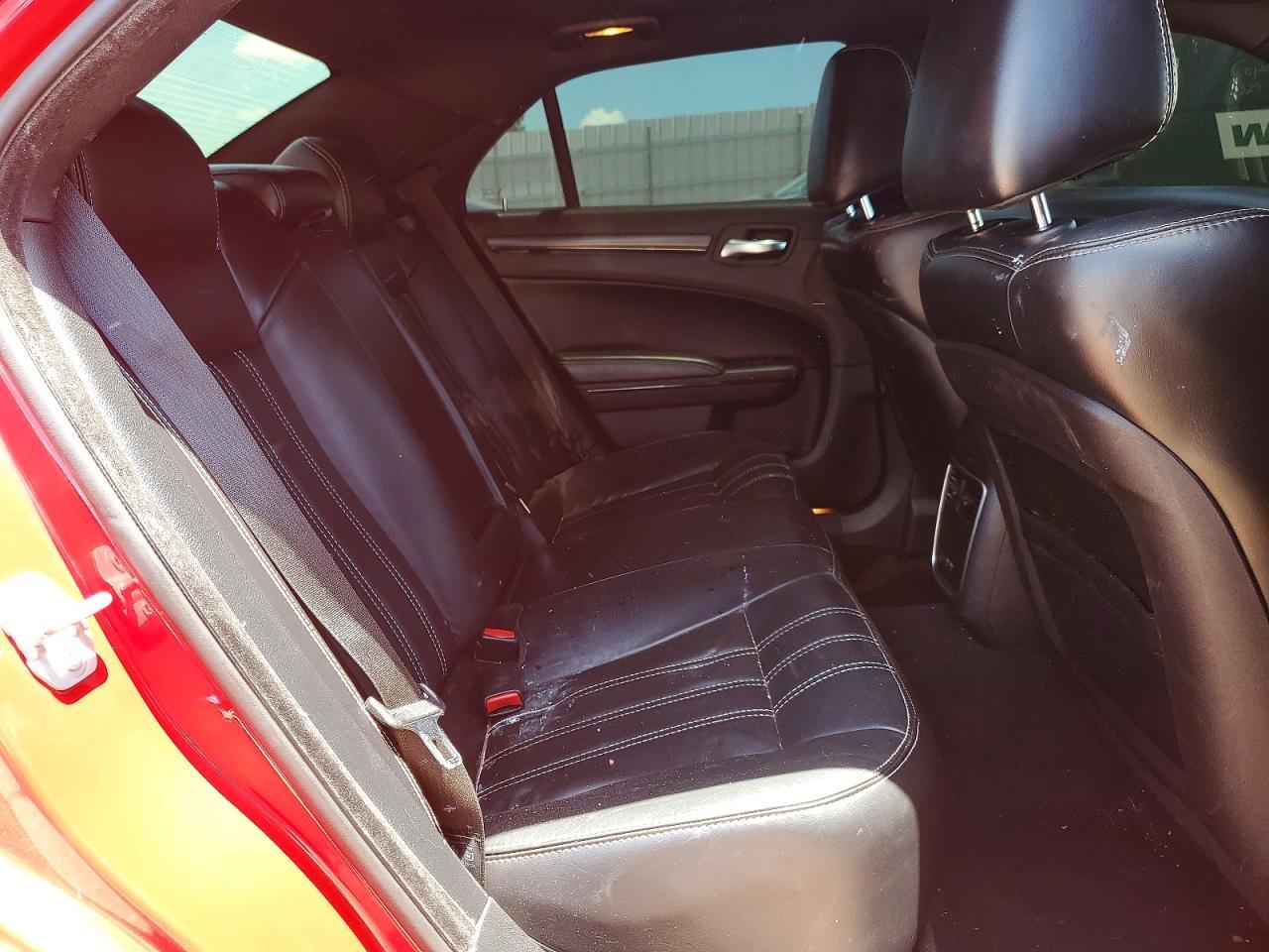 2016 CHRYSLER 300