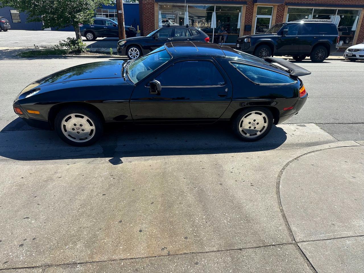1987 PORSCHE 928