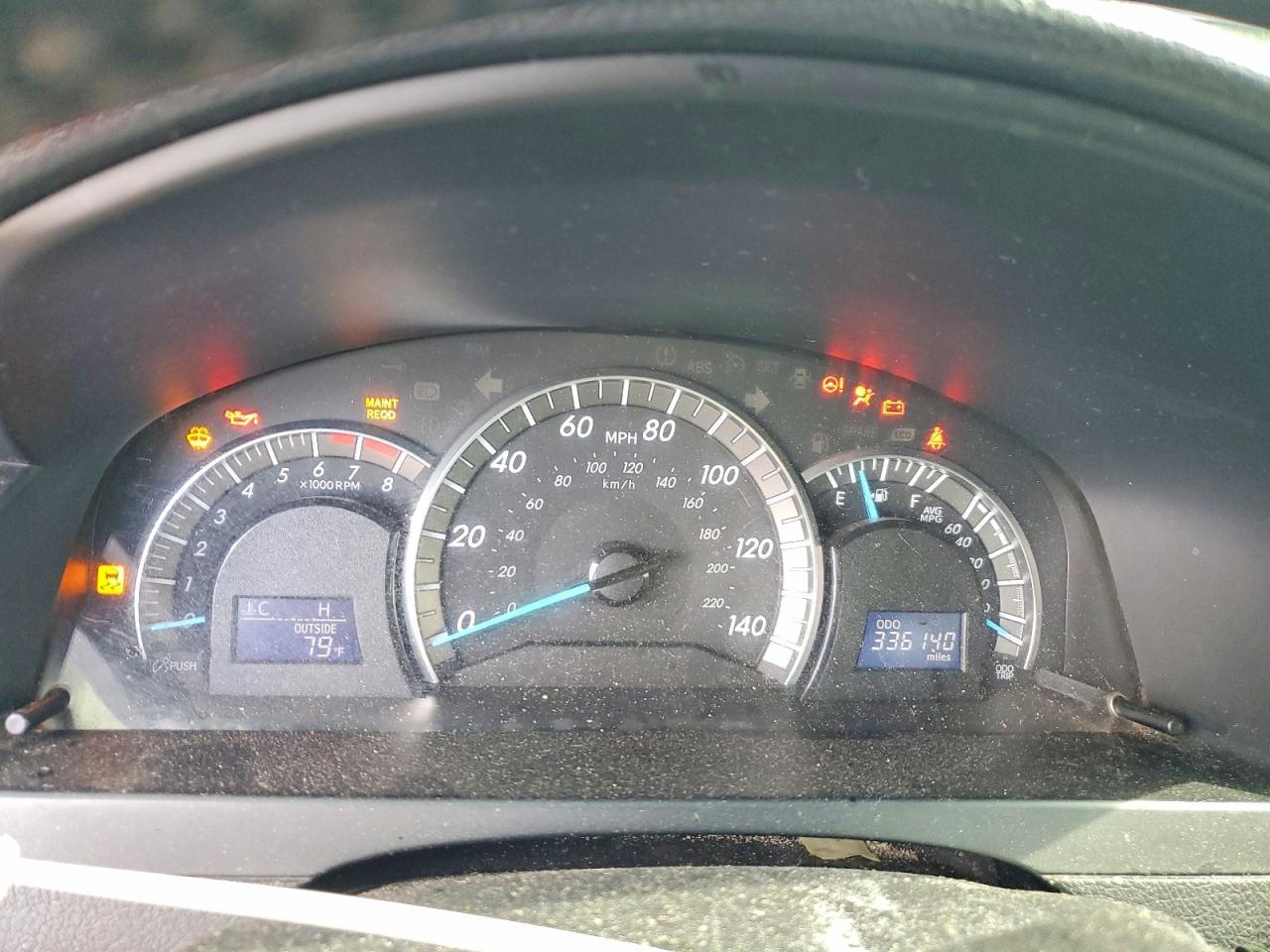2014 TOYOTA CAMRY