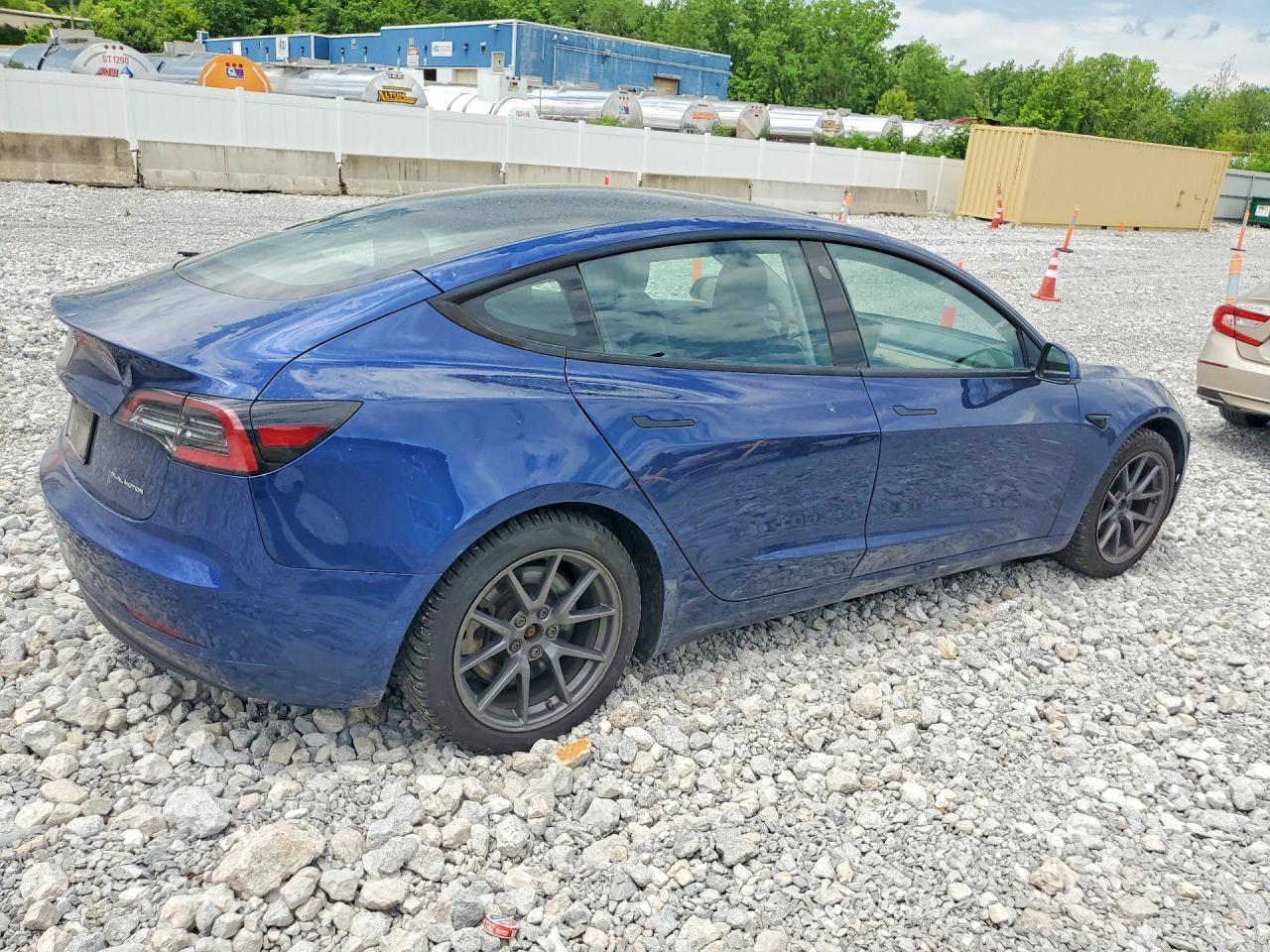 2021 TESLA MODEL 3