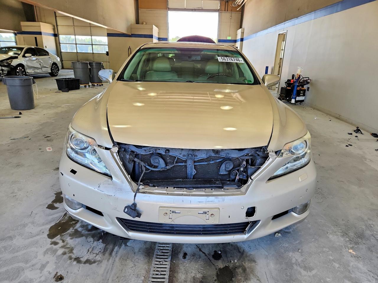 2011 LEXUS LS 460