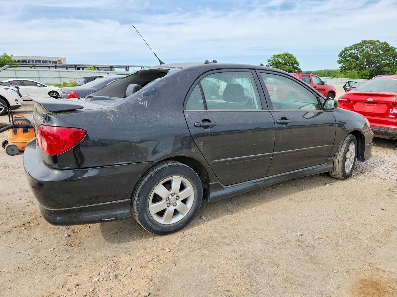 2005 TOYOTA COROLLA
