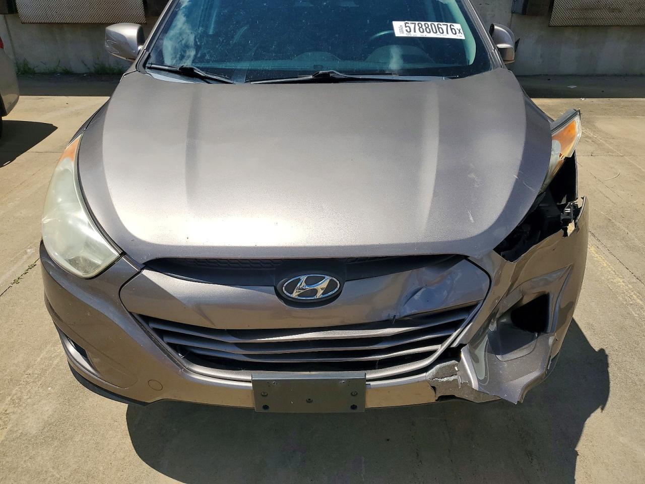 2011 HYUNDAI TUCSON