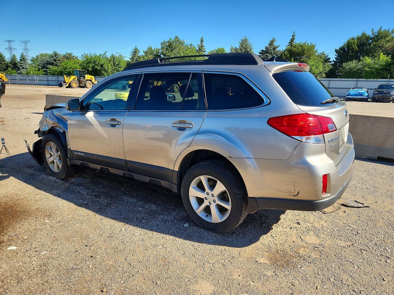 2014 SUBARU Outback