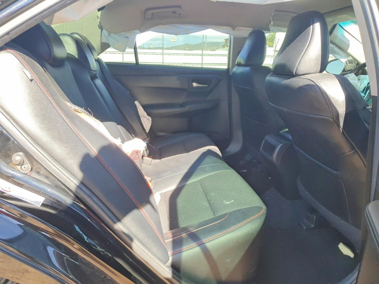 2017 TOYOTA CAMRY
