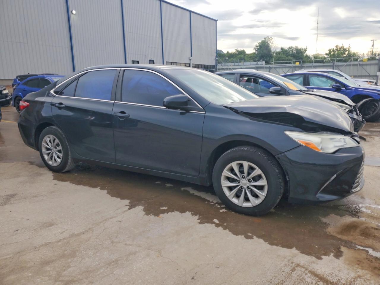2015 TOYOTA CAMRY
