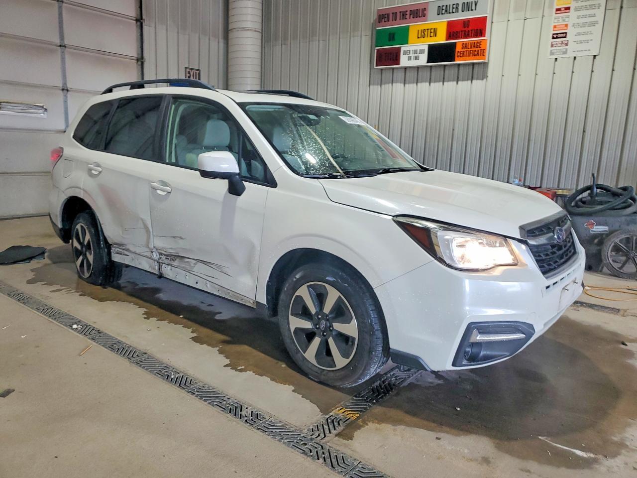 2017 SUBARU FORESTER