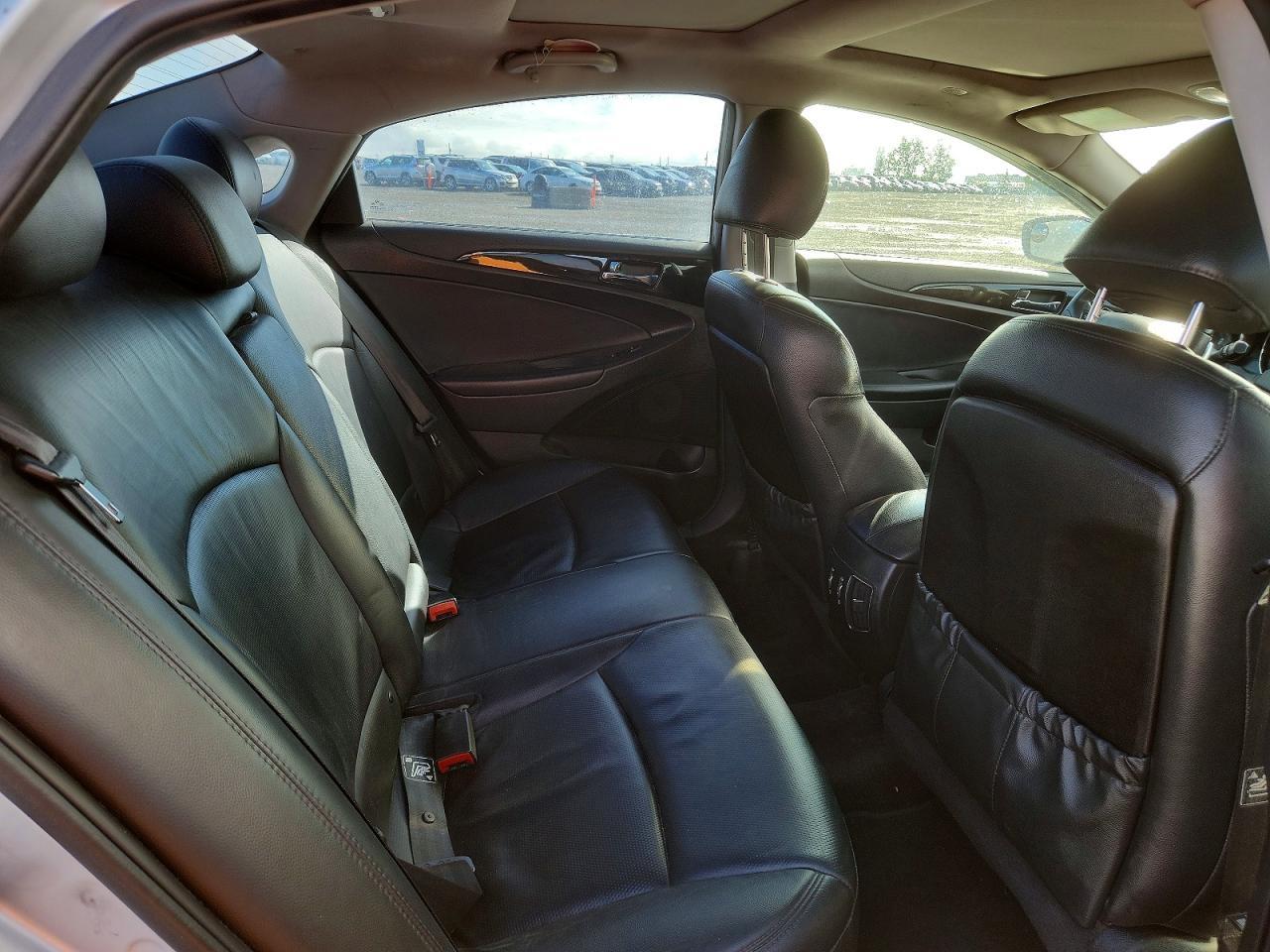 2012 HYUNDAI SONATA