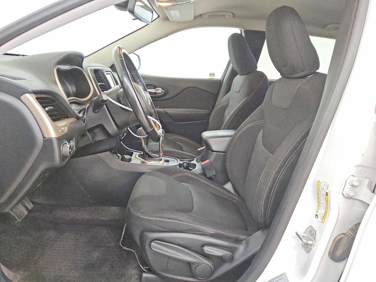 2016 JEEP CHEROKEE