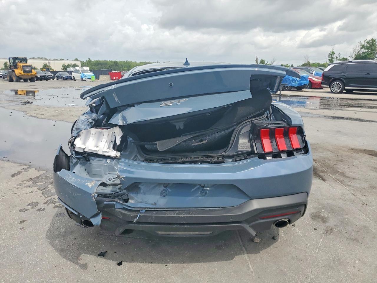2025 FORD MUSTANG