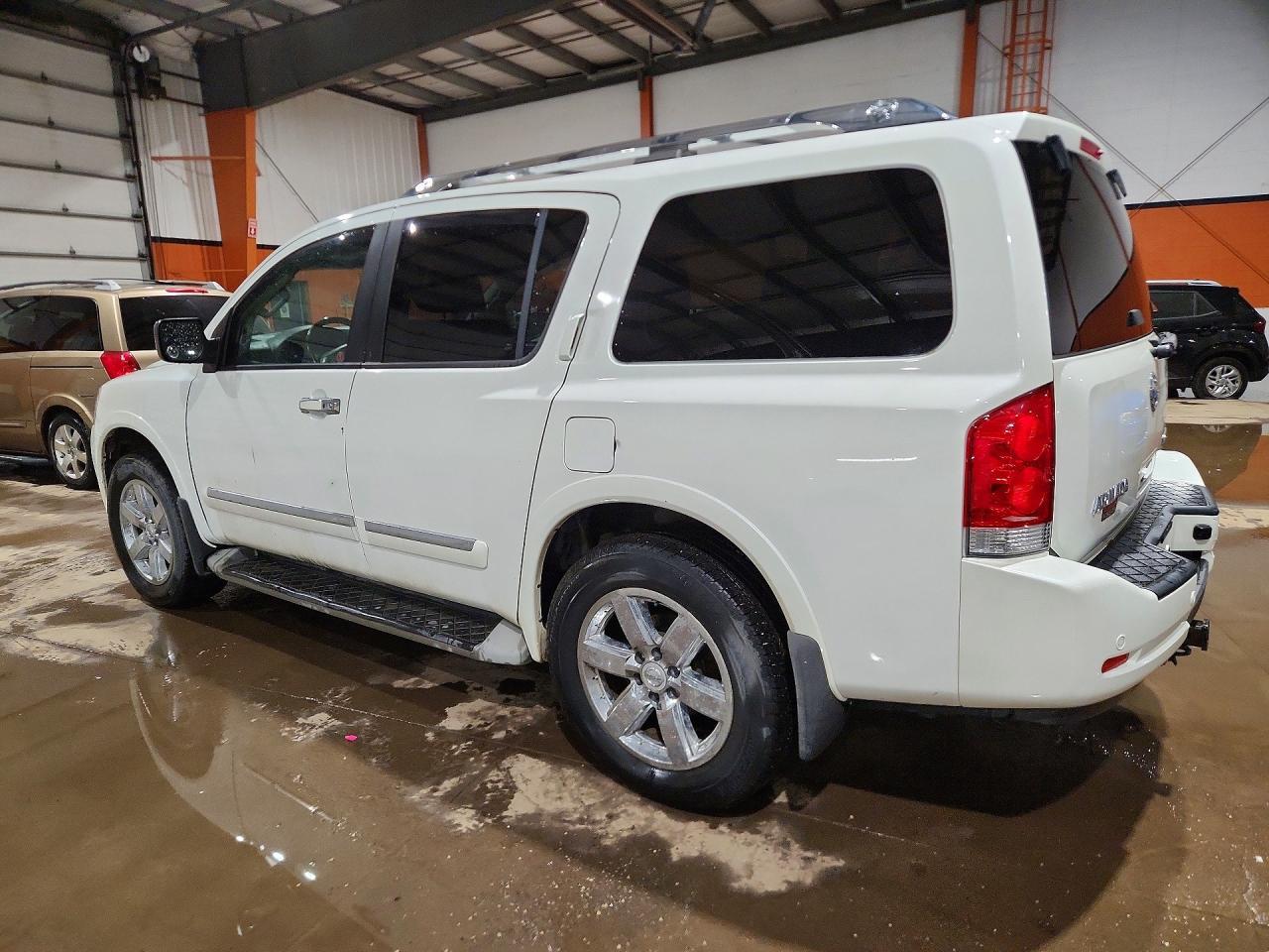 2013 NISSAN Armada