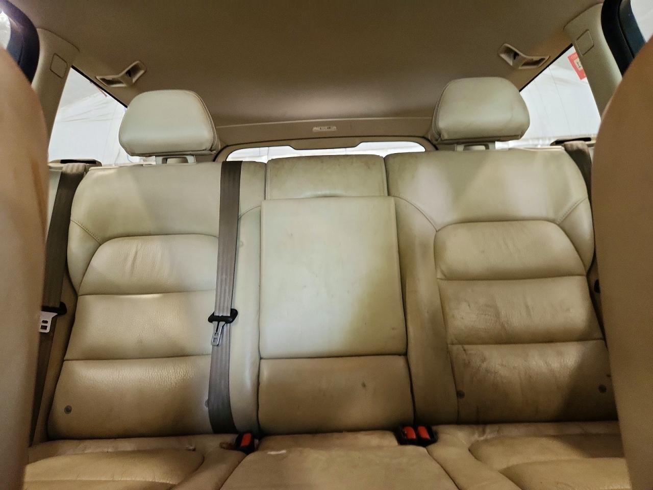 2011 VOLVO XC70