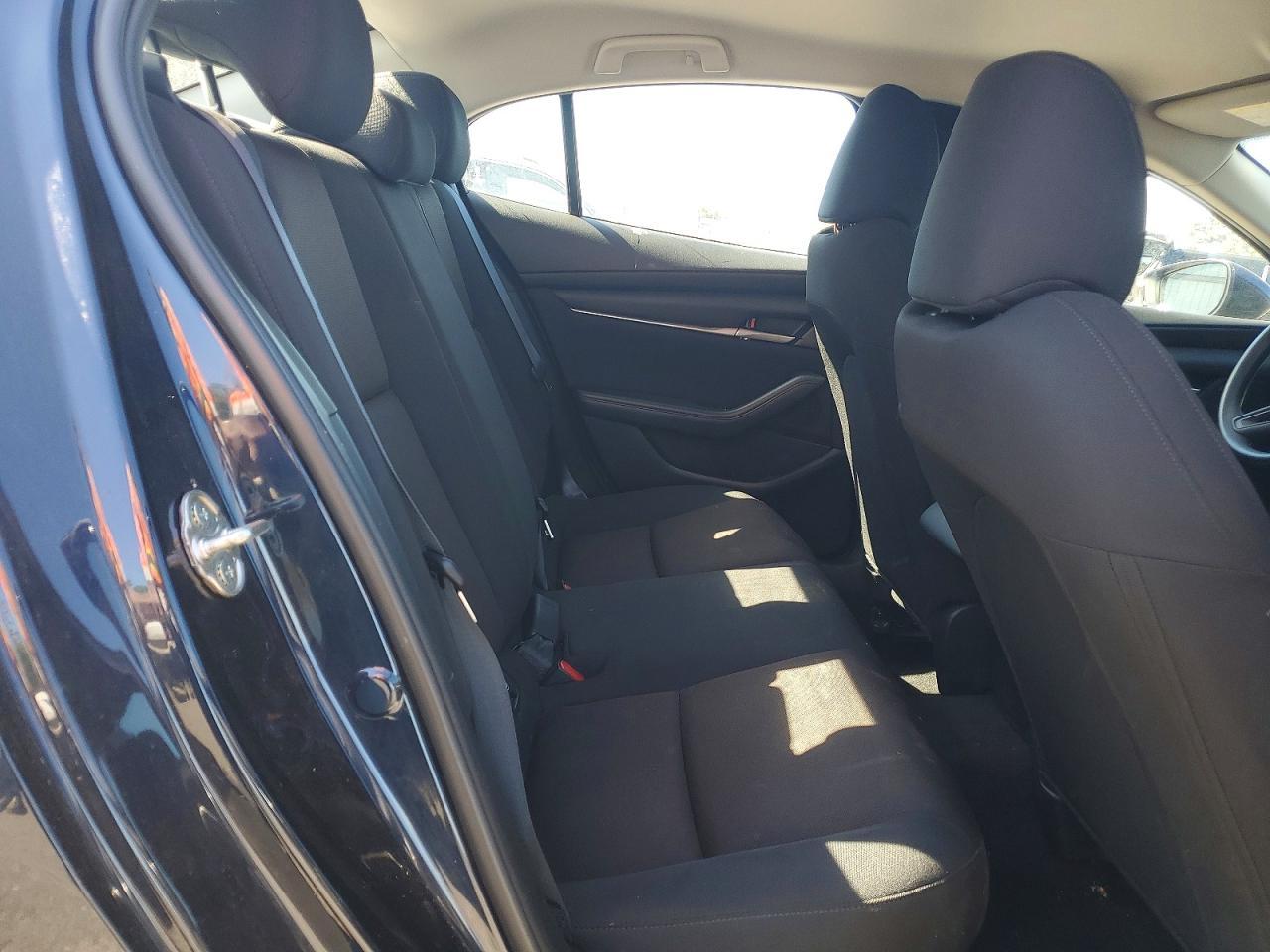 2025 MAZDA 3