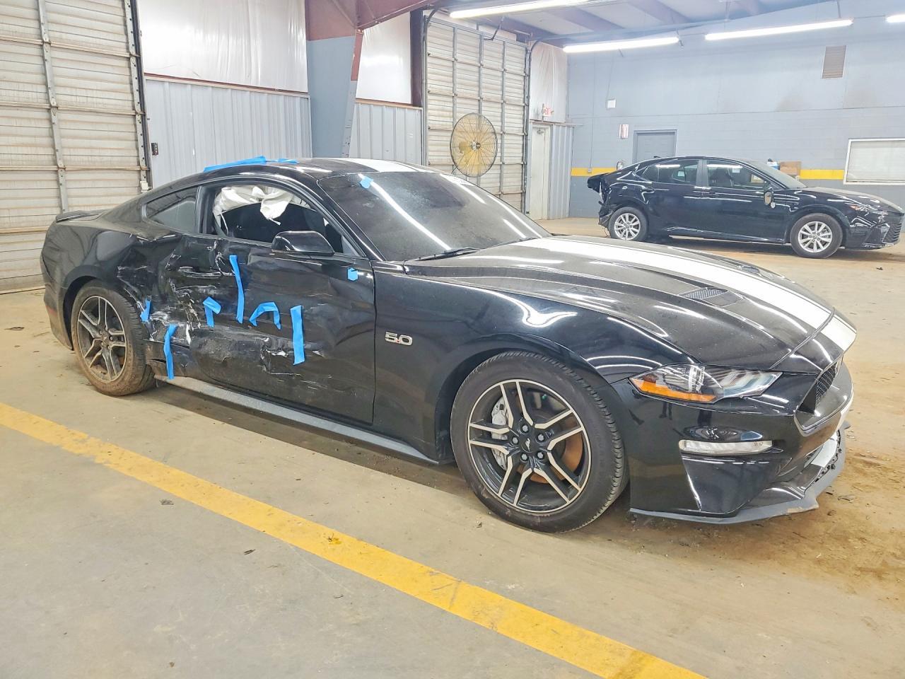 2019 FORD MUSTANG