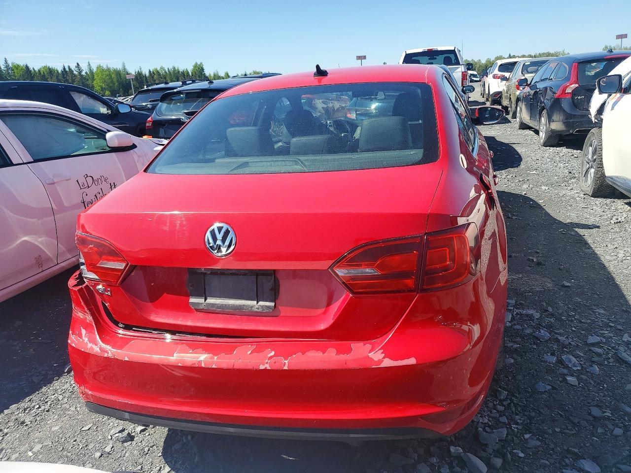 2012 VOLKSWAGEN JETTA