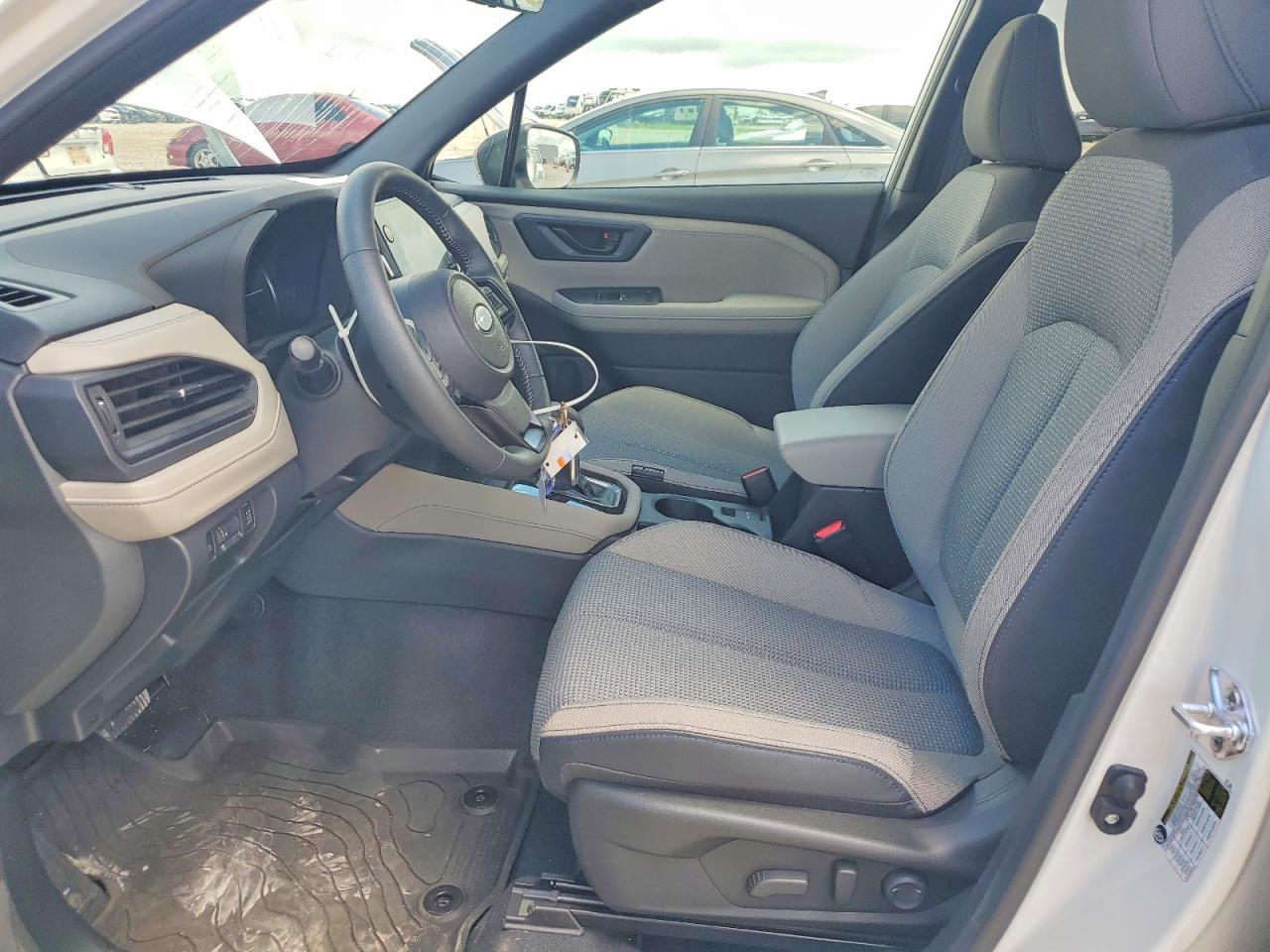 2025 SUBARU FORESTER