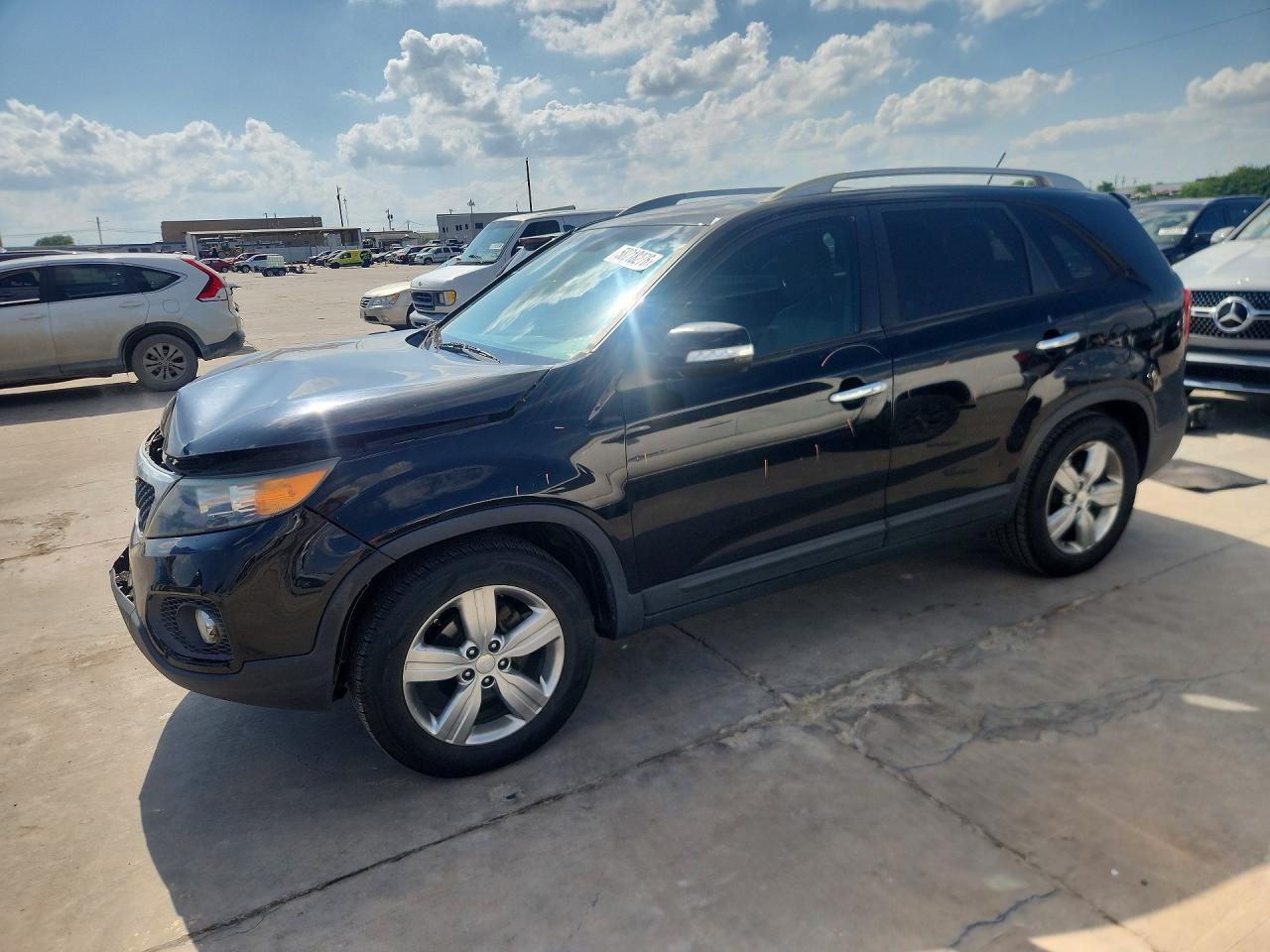 2013 KIA SORENTO
