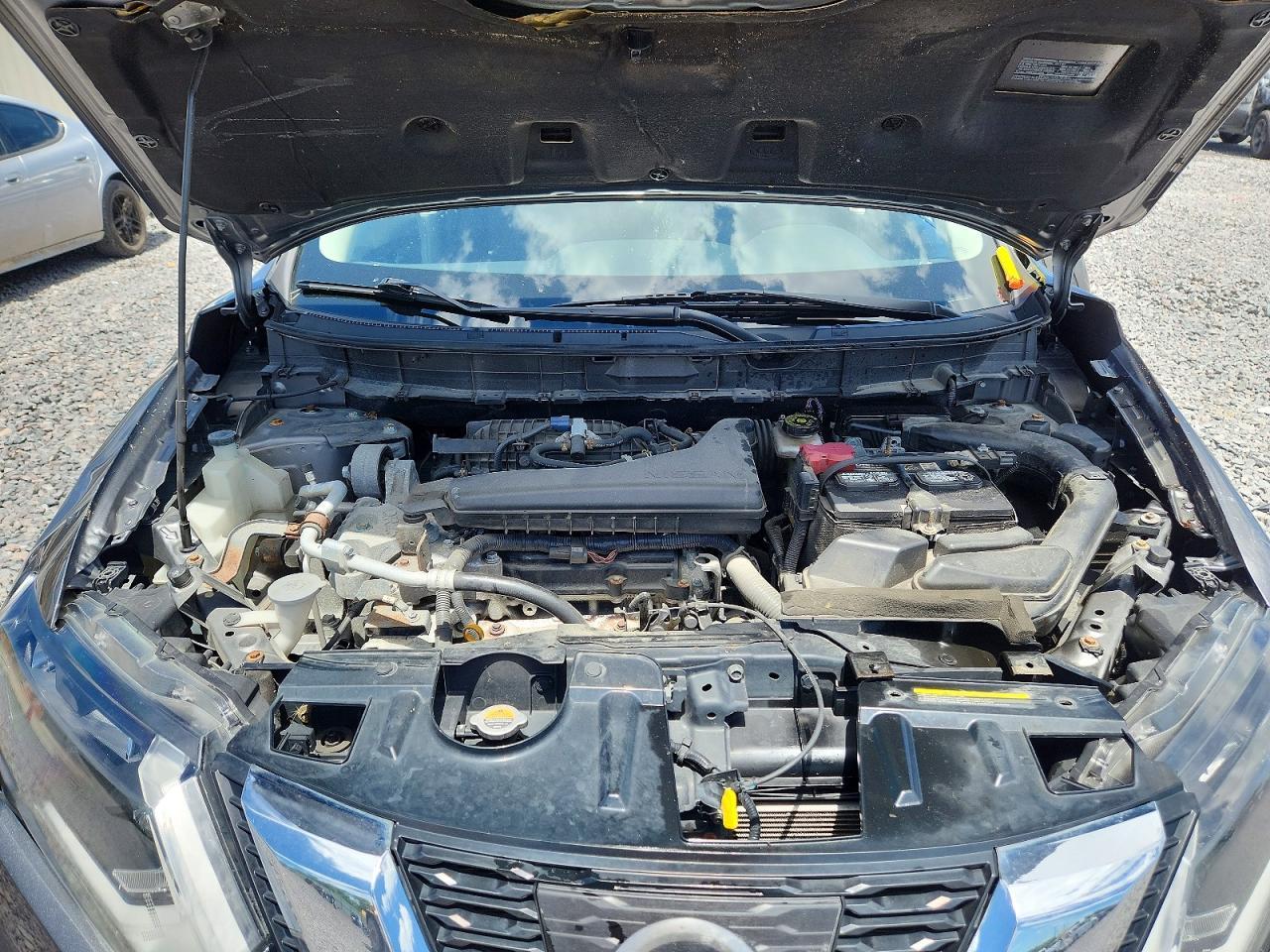 2017 NISSAN ROGUE