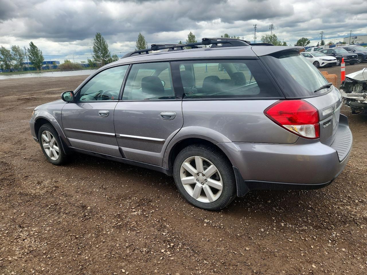 2008 SUBARU Outback