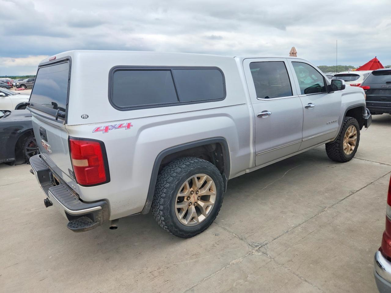 2015 GMC Sierra