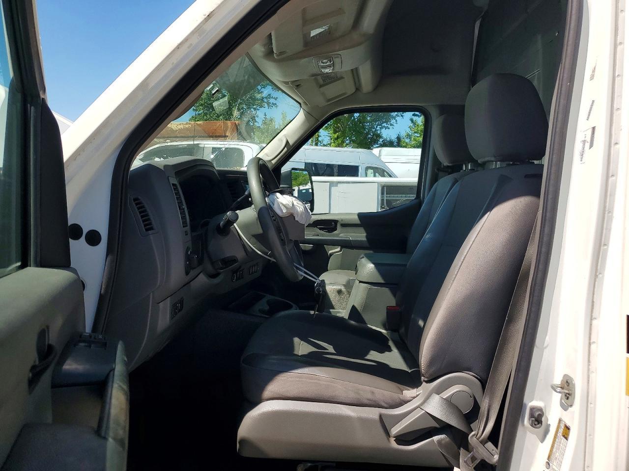 2021 NISSAN NV 2500