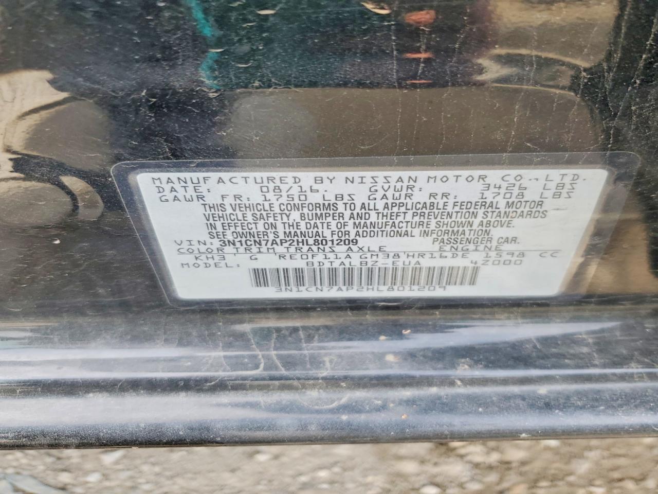 2017 NISSAN VERSA
