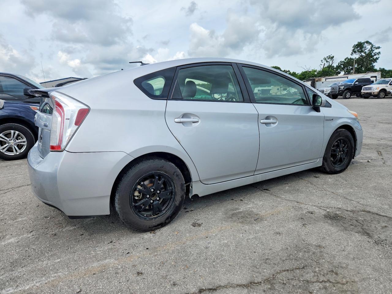 2012 TOYOTA PRIUS