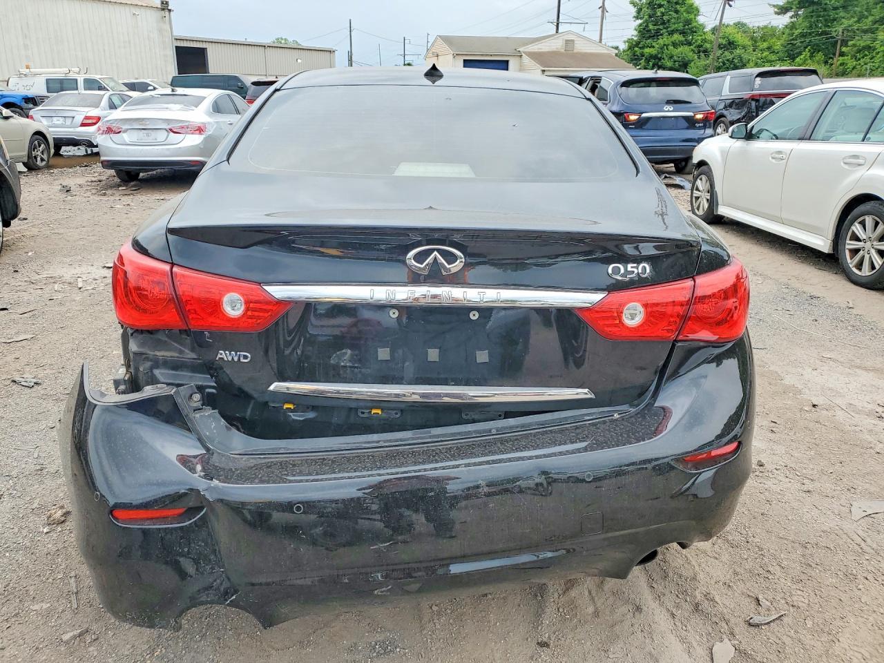 2017 INFINITI Q50