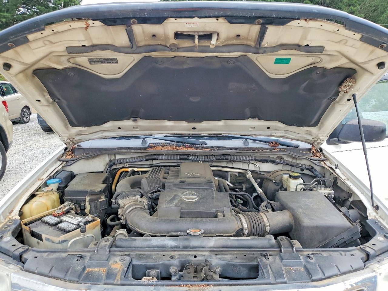 2012 NISSAN Frontier
