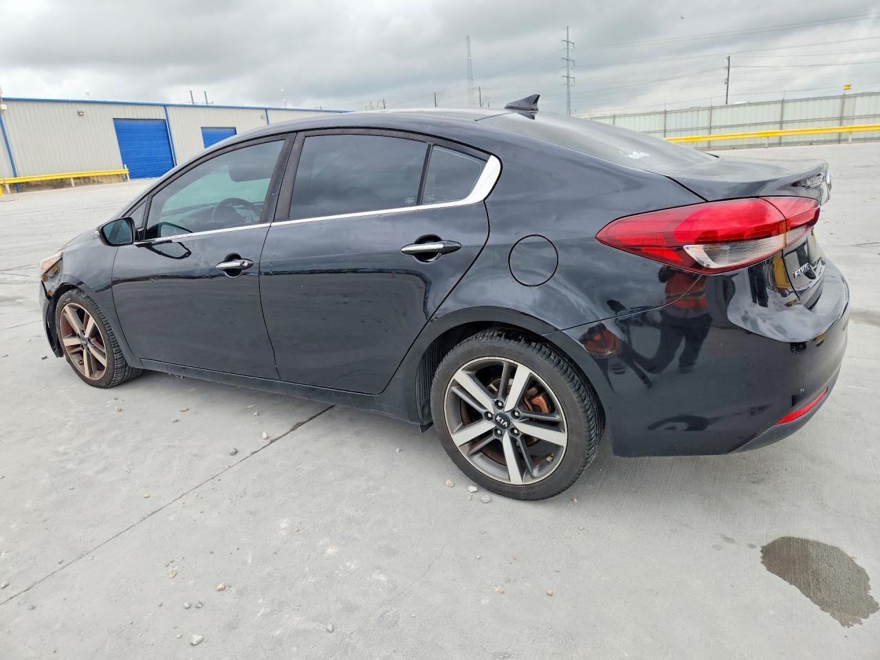 2017 KIA FORTE