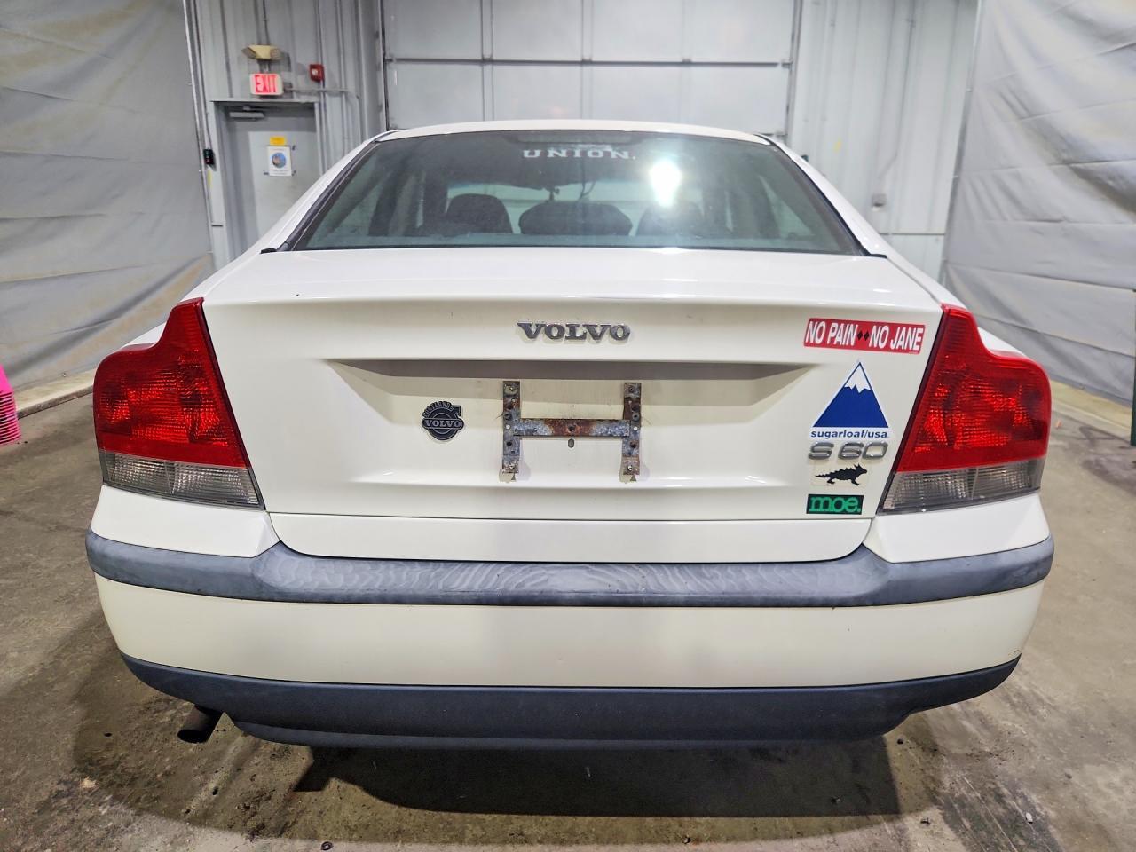 2003 VOLVO S60