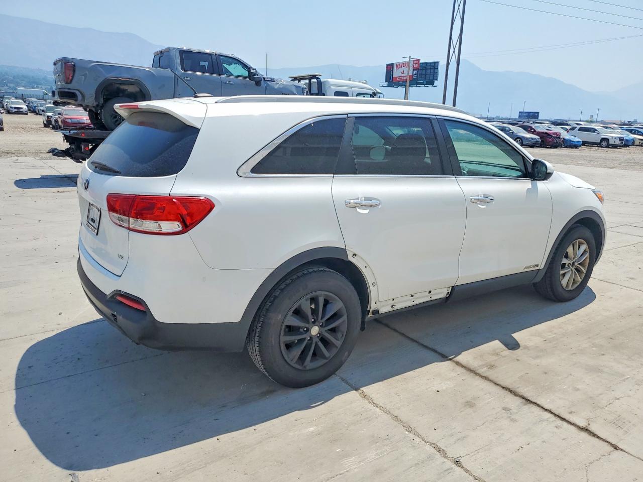 2016 KIA SORENTO