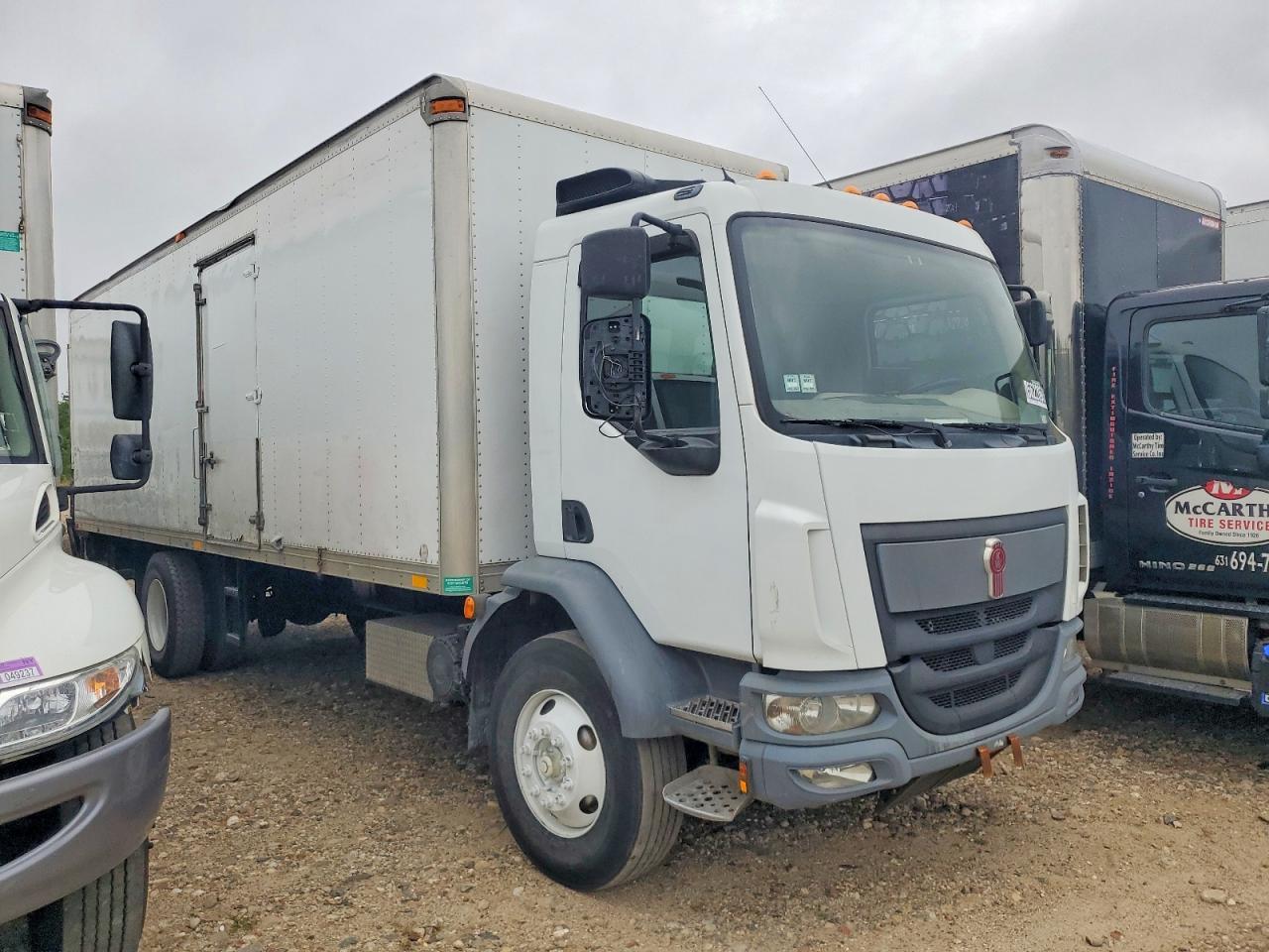 2018 KENWORTH K370
