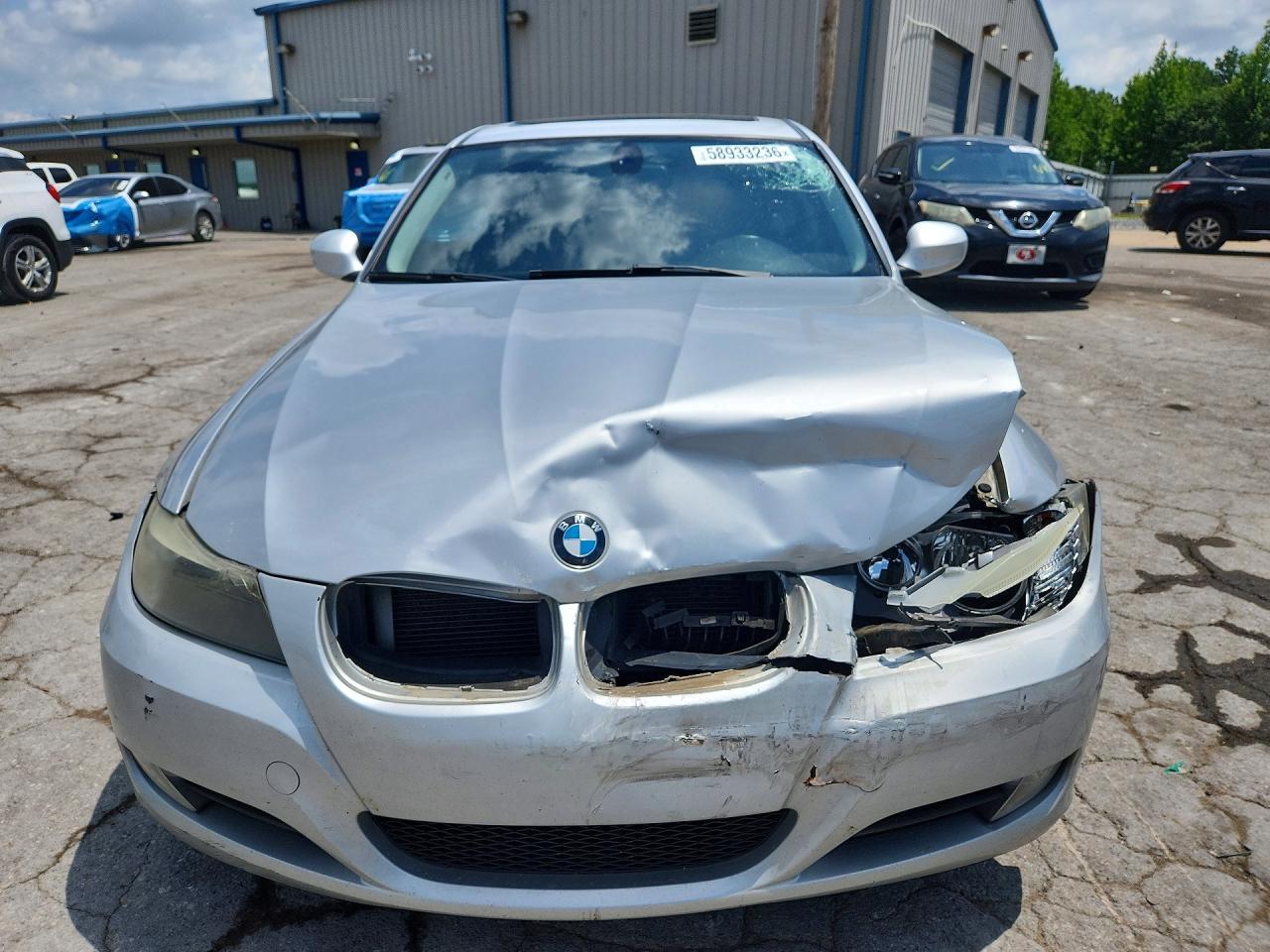 2011 BMW 3 SERIES