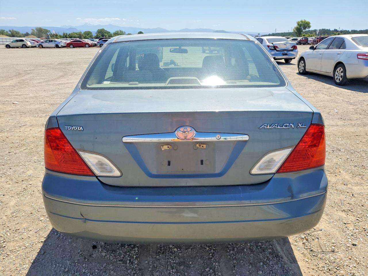 2002 TOYOTA Avalon