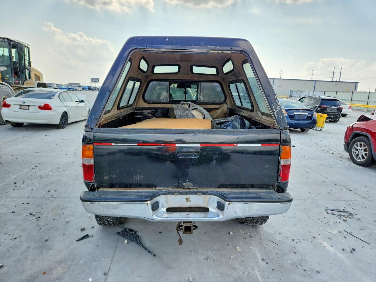 2000 TOYOTA TACOMA