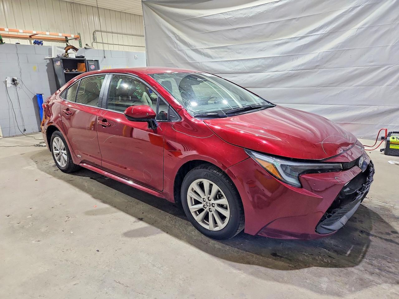2025 TOYOTA COROLLA