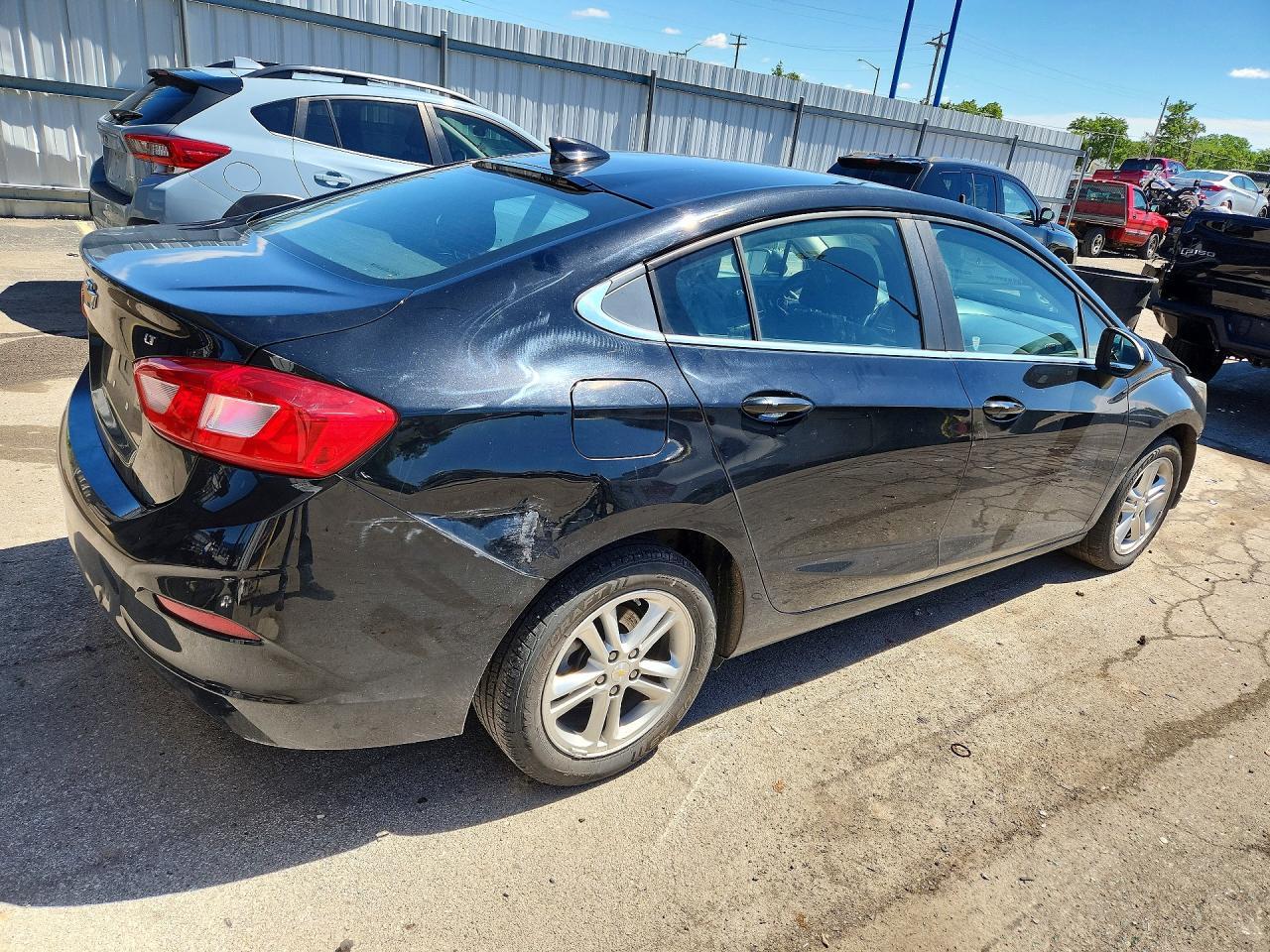 2016 CHEVROLET CRUZE