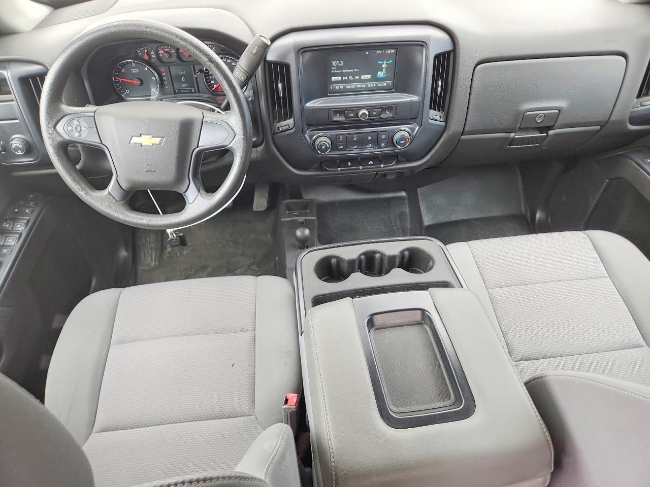 2018 CHEVROLET Silverado
