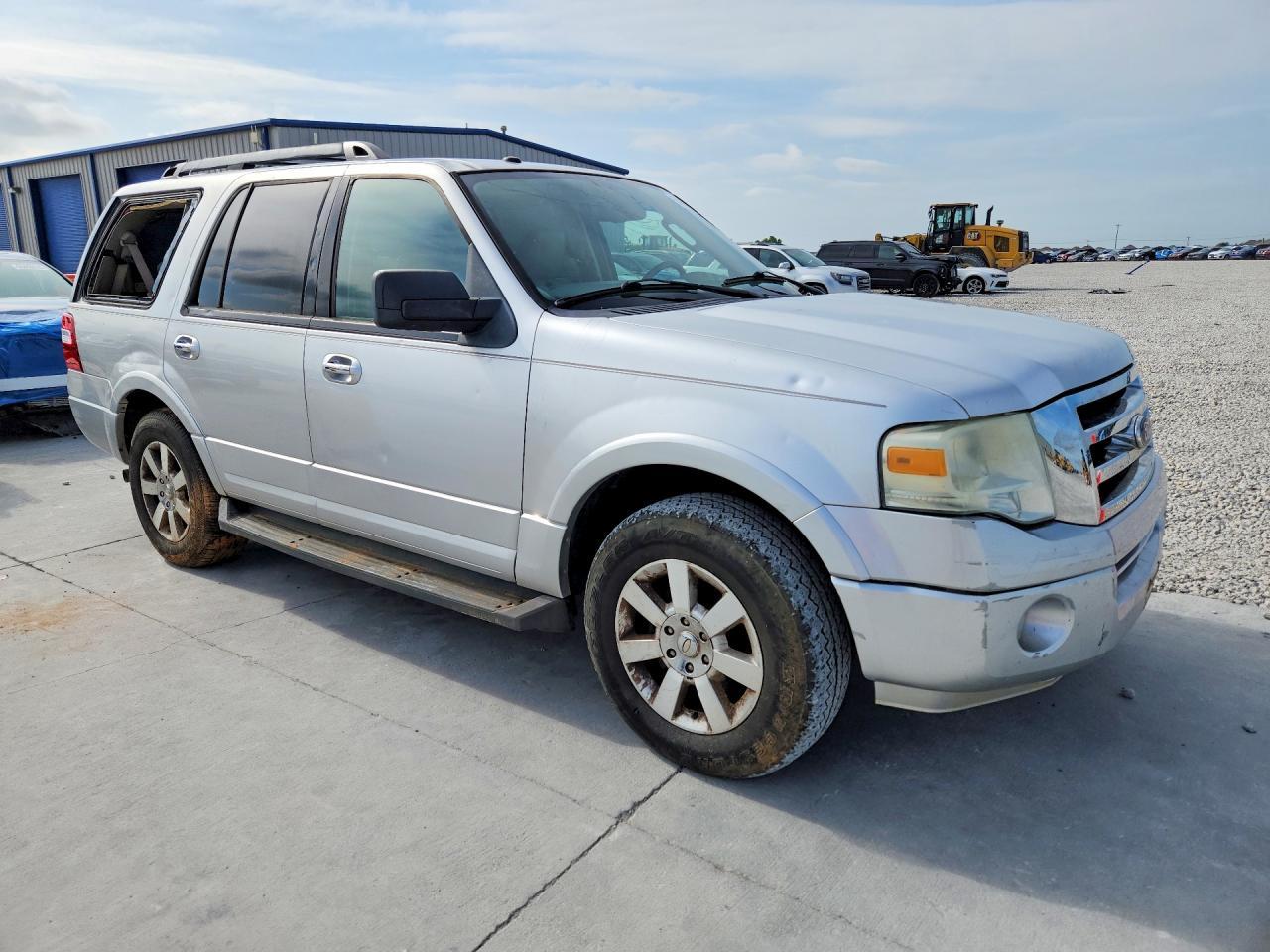 2010 FORD Expedition