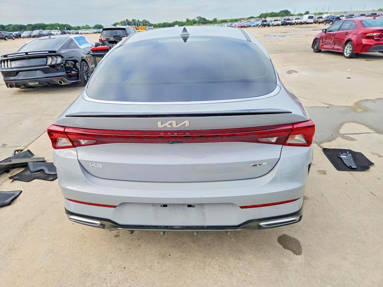 2023 KIA K5