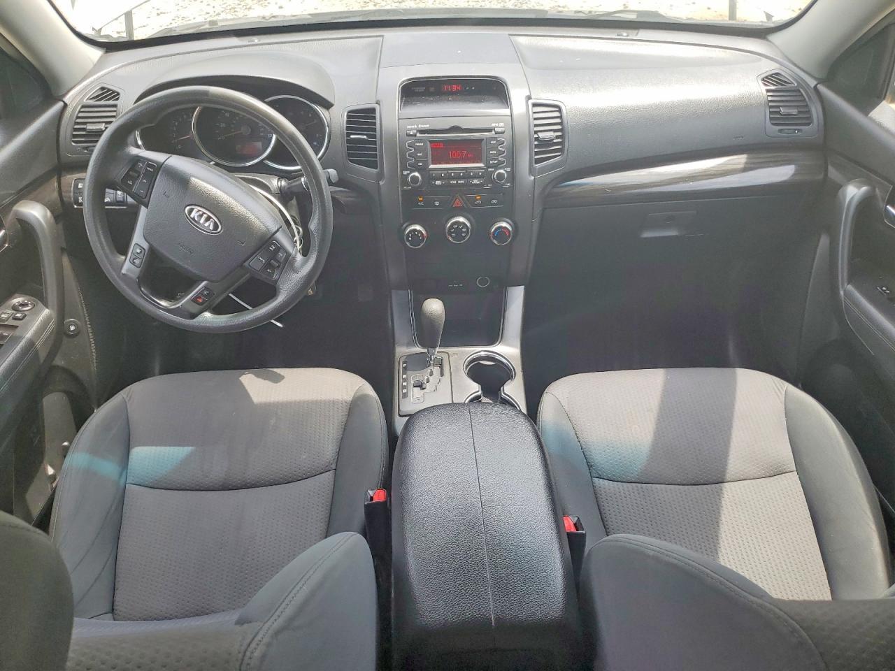 2013 KIA SORENTO