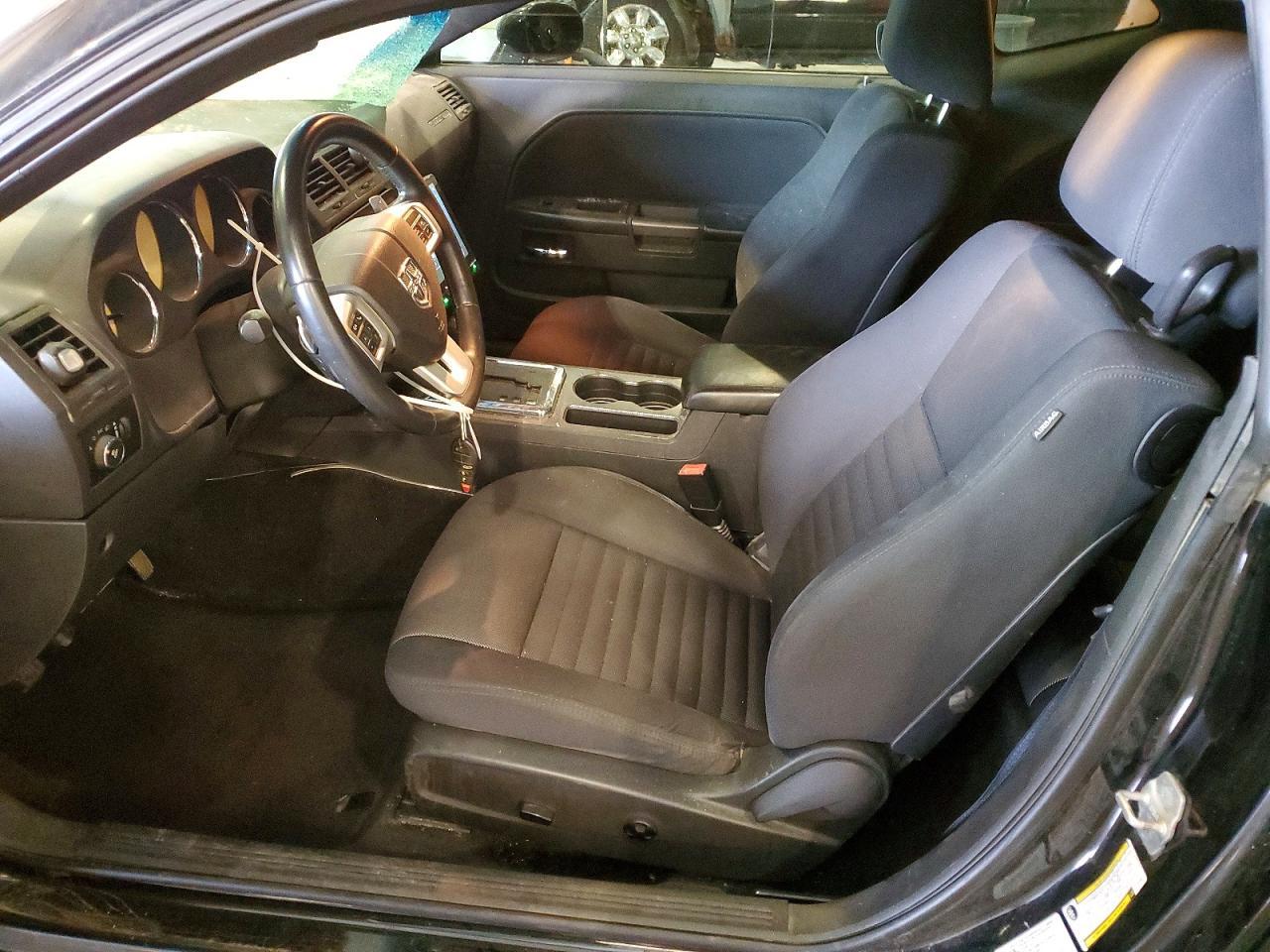 2012 DODGE Challenger