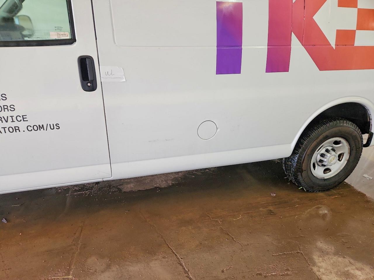 2021 CHEVROLET Express 3500