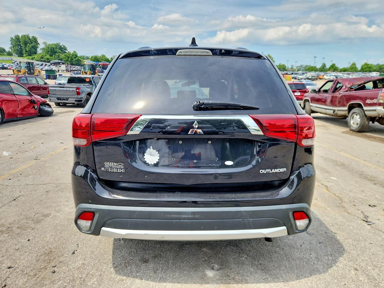 2017 MITSUBISHI outlander