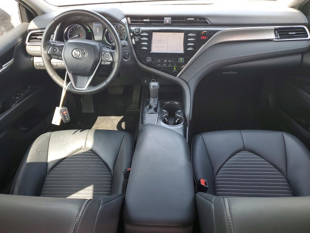 2018 TOYOTA CAMRY