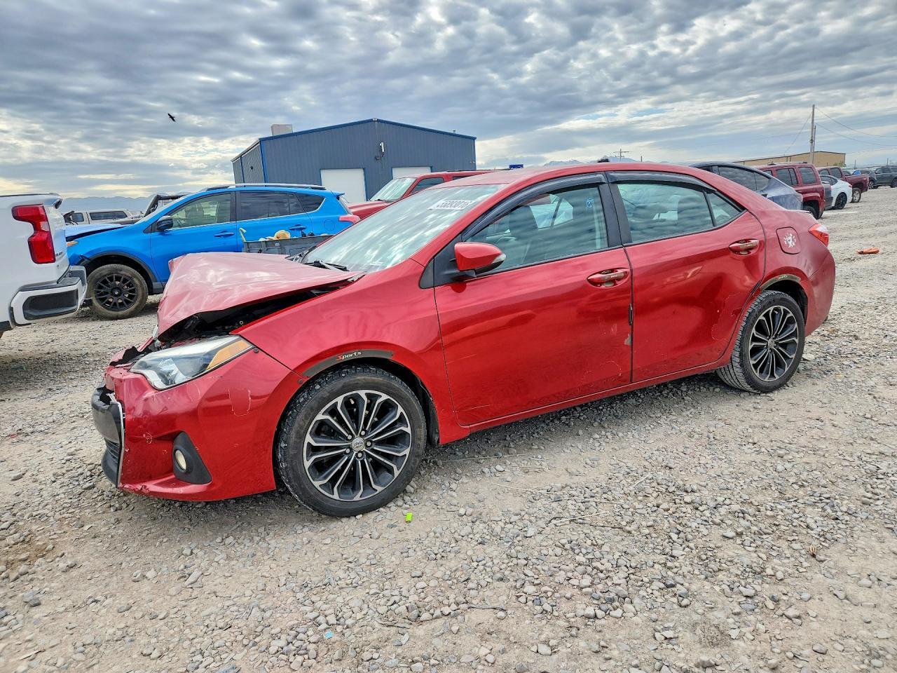 2015 TOYOTA COROLLA