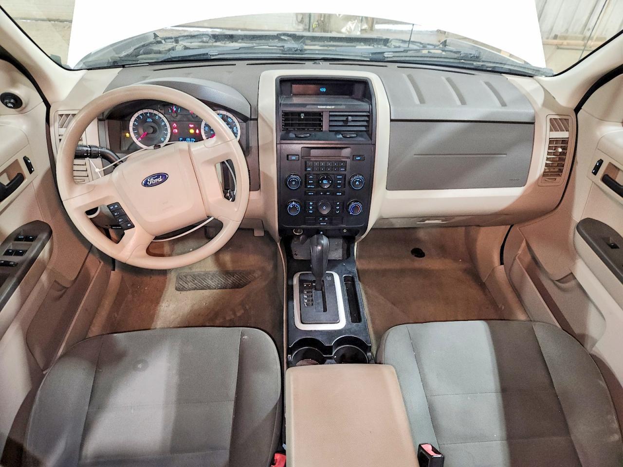 2010 FORD ESCAPE